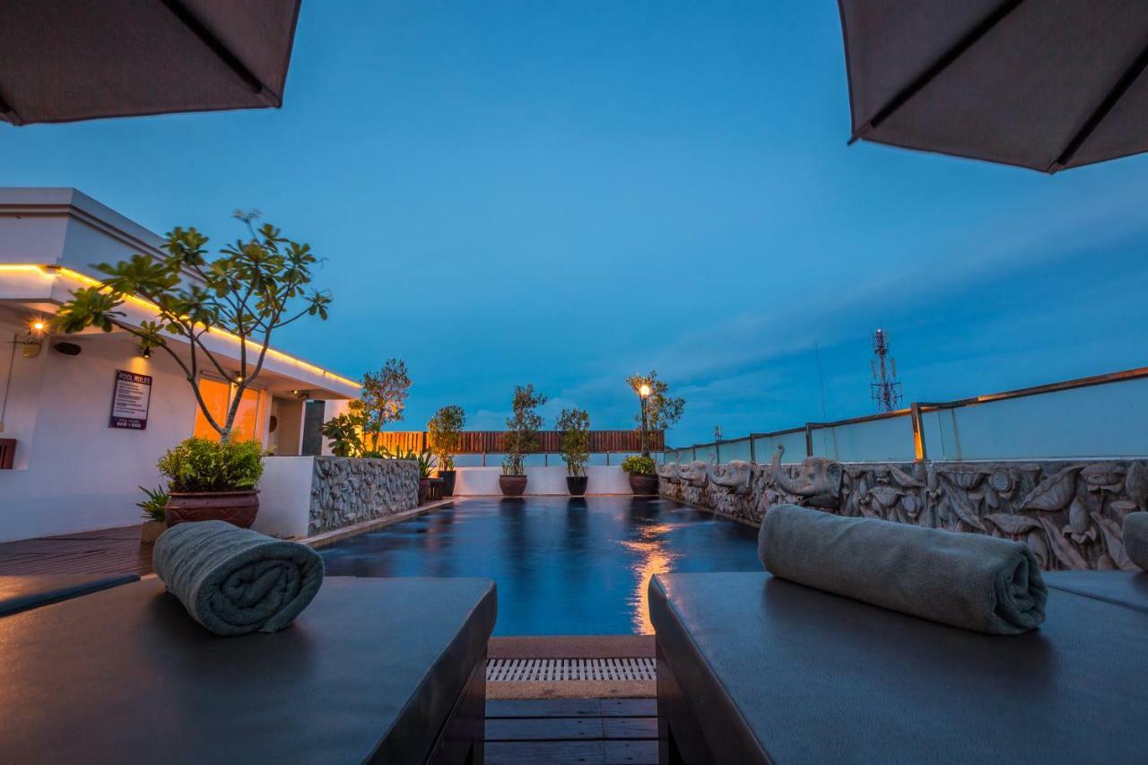 Angkor Sivutha Suites By Alfa Siem Reap Extérieur photo